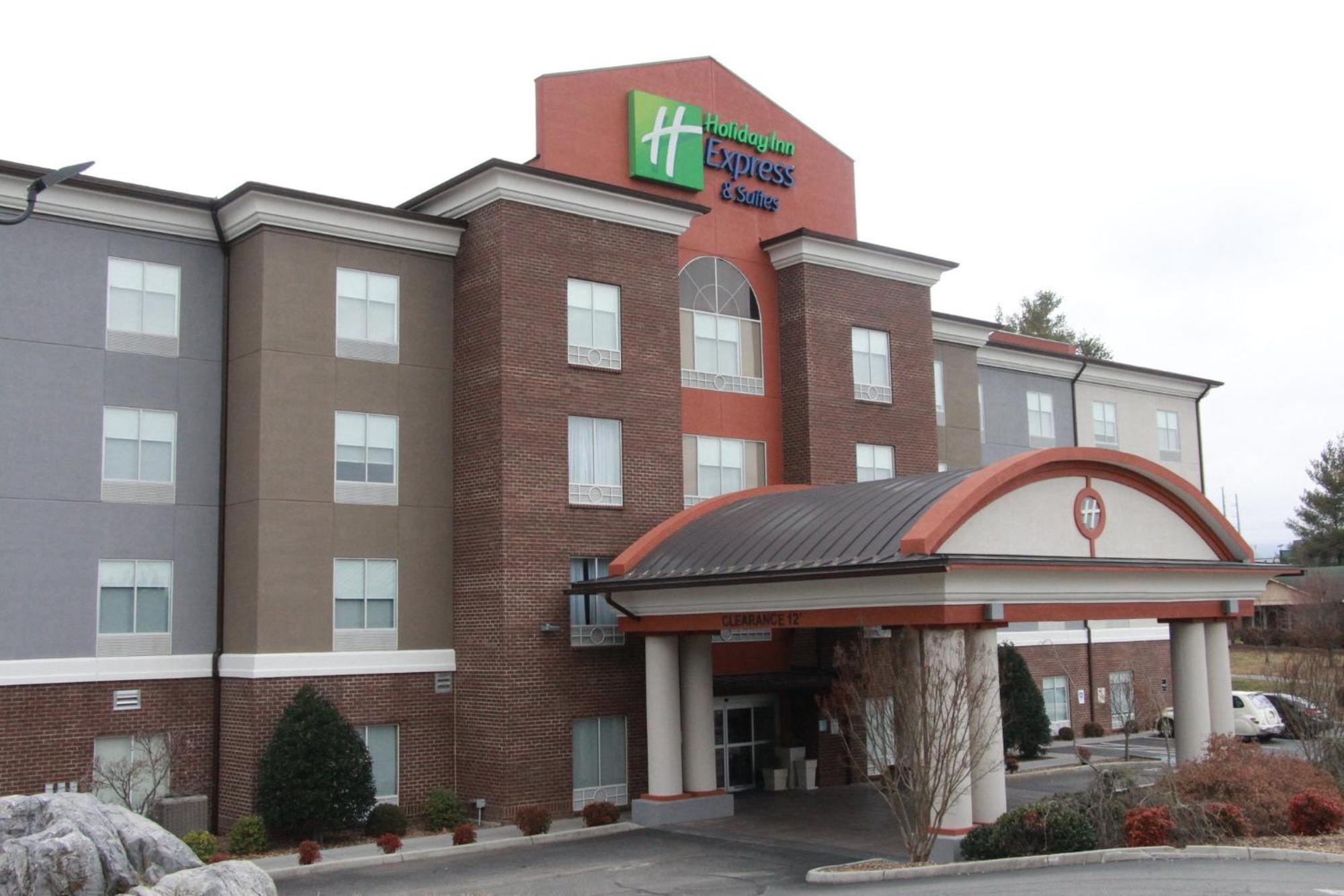 Holiday Inn Express & Suites Wytheville, An Ihg Hotel Exterior photo